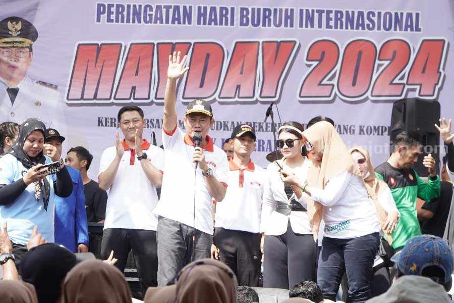 May Day, Bupati Lamongan Ajak Perkuat Hubungan&nbsp;Industrial