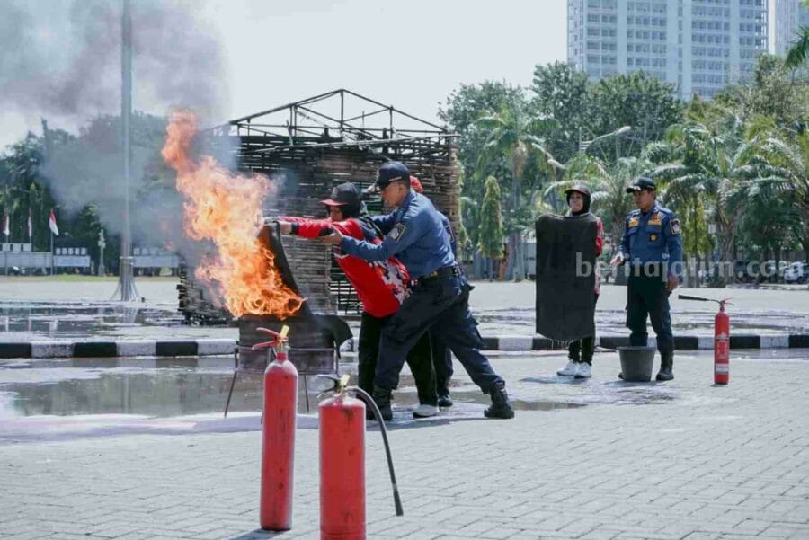 192 Relawan Pemadam Kebakaran Gresik&nbsp;Dikukuhkan