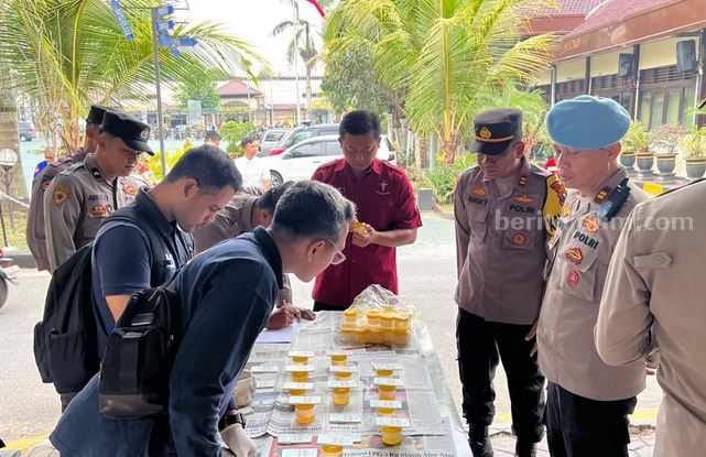 Polres Malang Mendadak Tes Urine Semua&nbsp;Personel
