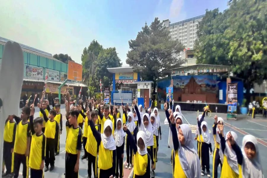 FORMULA Gelar Donasi Sikat Gigi dan Kerjasama dengan Wonderful Indonesia di Bulan Kesehatan Gigi dan Mulut&nbsp;Nasional